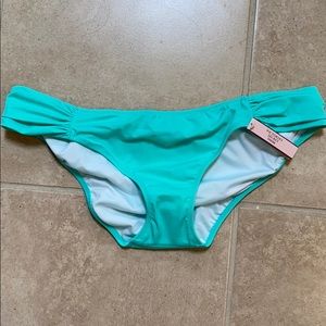 Victoria’s Secret knockout bikini